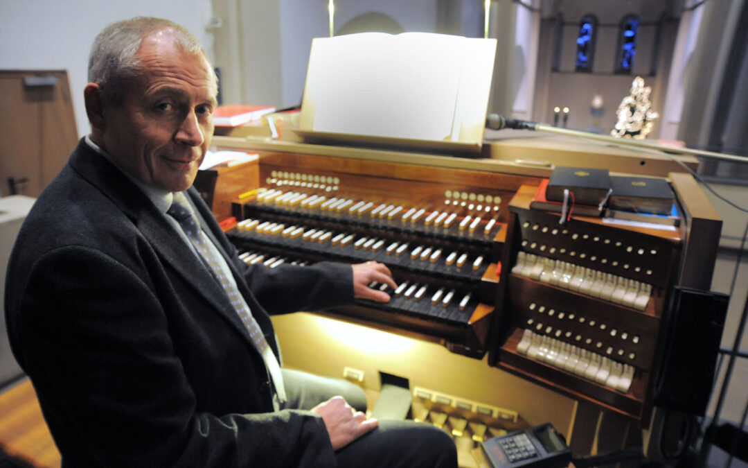 Weihnachtskonzert mit festlicher Orgelmusik mit Michael Störmer an der Orgel
