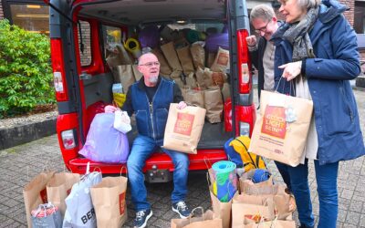 183 Glücklich(t)-Tüten für „Pastor Ollis“ Arbeit