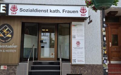 Feierliche Eröffnung des SkF-Ladenlokals